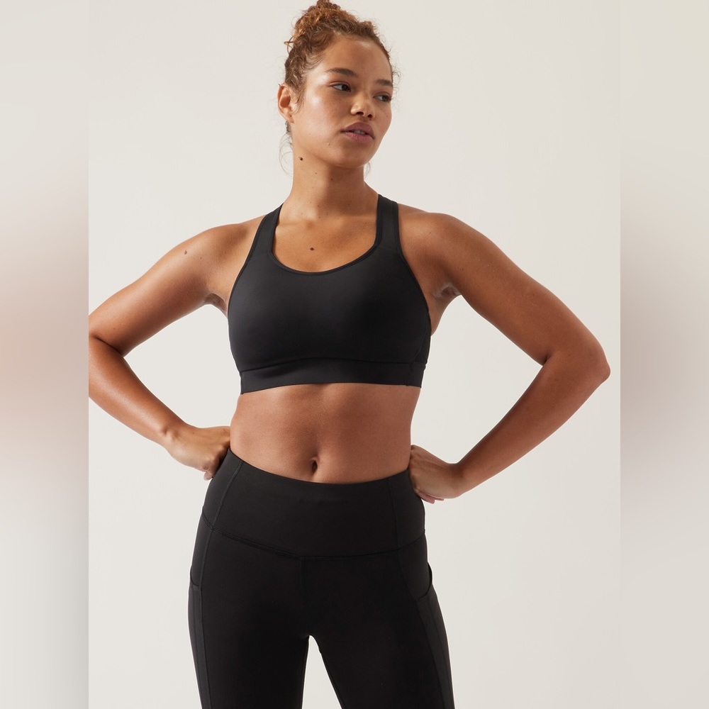 Athleta Sports Bra XS Black EUC